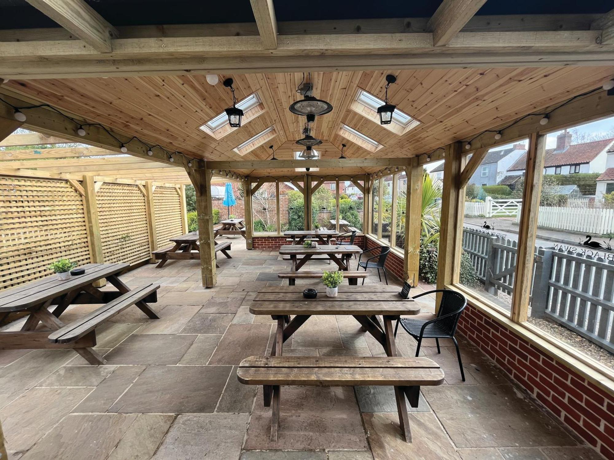 The Black Swan Inn Horsham St Faith Εξωτερικό φωτογραφία