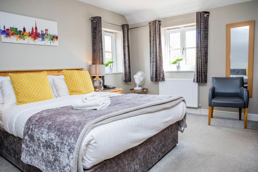 The Black Swan Inn Horsham St Faith Εξωτερικό φωτογραφία