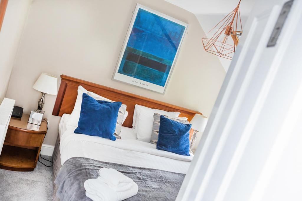 The Black Swan Inn Horsham St Faith Εξωτερικό φωτογραφία